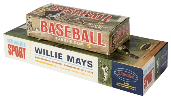 1966 Willie Mays Aurora Greatest Moments Model Kit and Topps Baseball Outer Wax Box